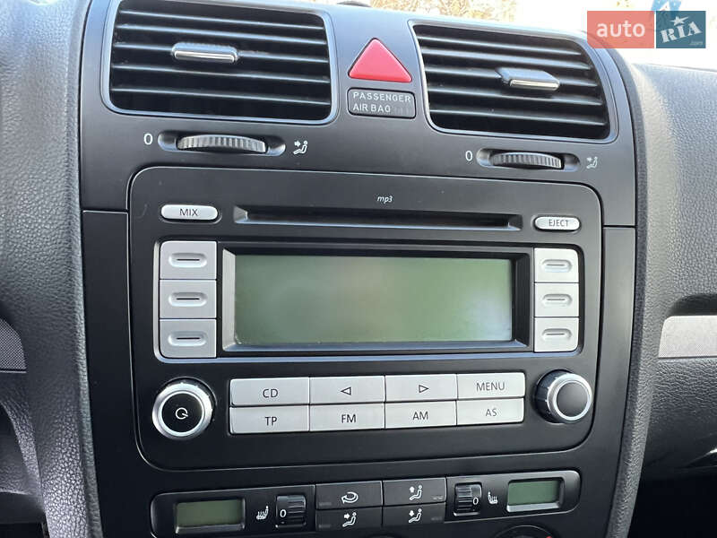 Хетчбек Volkswagen Golf 2007 в Лубнах