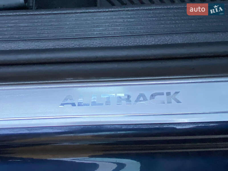 Універсал Volkswagen Golf 2017 в Рівному