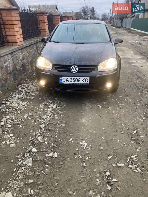 Хетчбек Volkswagen Golf 2006 в Тальному