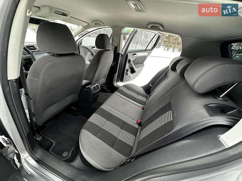 Хэтчбек Volkswagen Golf 2009 в Киеве фото 29 Хэтчбек Volkswagen Golf 2009 в Киеве