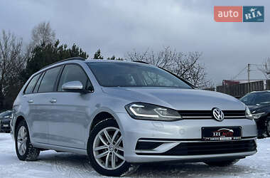 Универсал Volkswagen Golf 2020 в Луцке