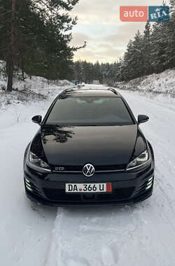 Універсал Volkswagen Golf 2016 в Чигирину