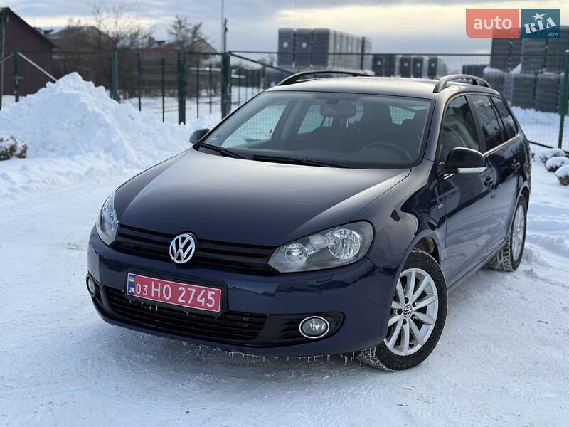 Универсал Volkswagen Golf 2012 в Сарнах