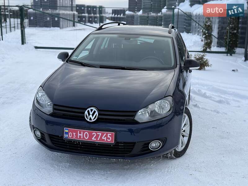 Универсал Volkswagen Golf 2012 в Сарнах