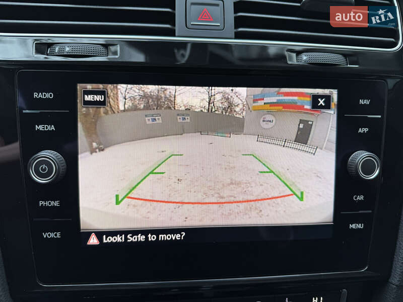 Хетчбек Volkswagen Golf 2018 в Києві