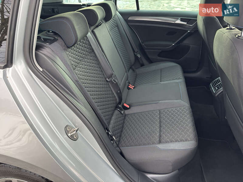 Универсал Volkswagen Golf 2019 в Стрые фото 12 Универсал Volkswagen Golf 2019 в Стрые