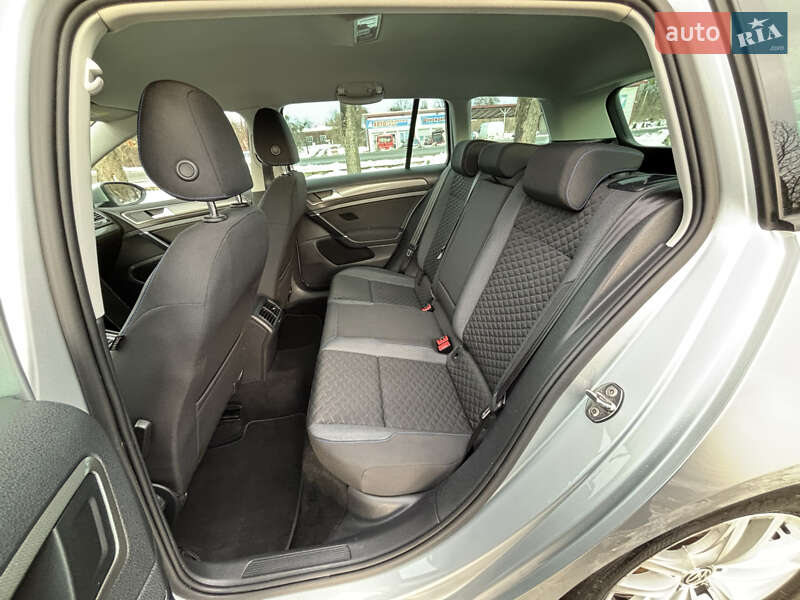 Универсал Volkswagen Golf 2019 в Стрые фото 17 Универсал Volkswagen Golf 2019 в Стрые