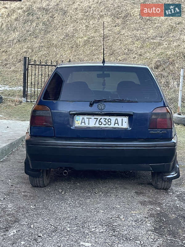 Хэтчбек Volkswagen Golf 1994 в Сколе фото Хэтчбек Volkswagen Golf 1994 в Сколе