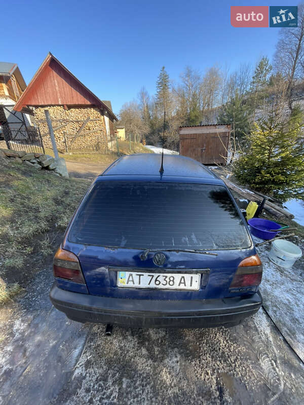 Хэтчбек Volkswagen Golf 1994 в Сколе фото 11 Хэтчбек Volkswagen Golf 1994 в Сколе