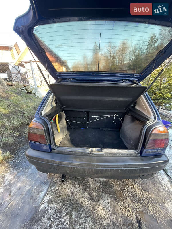 Хэтчбек Volkswagen Golf 1994 в Сколе фото 15 Хэтчбек Volkswagen Golf 1994 в Сколе