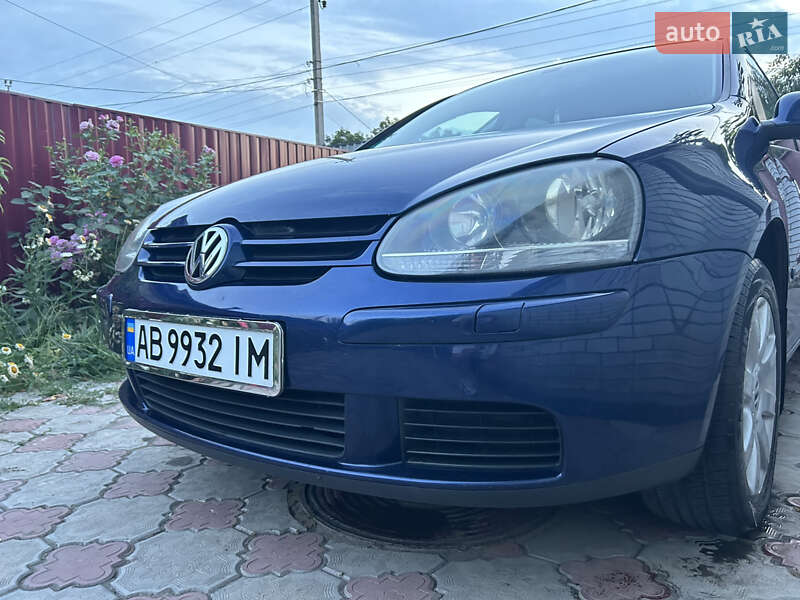 Volkswagen Golf 2004