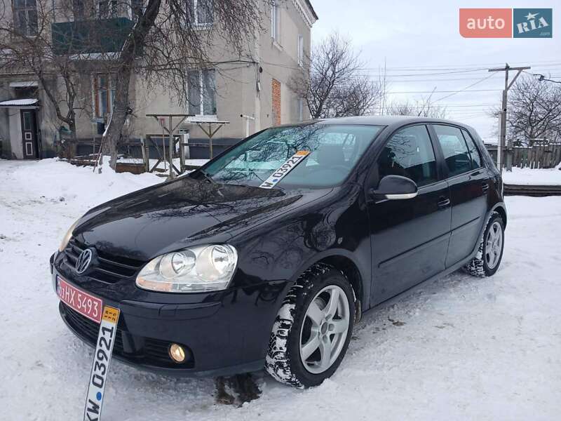 Хетчбек Volkswagen Golf 2006 в Тернополі
