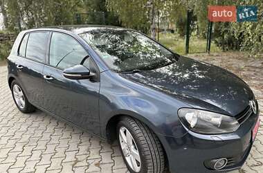 Хэтчбек Volkswagen Golf 2011 в Стрые
