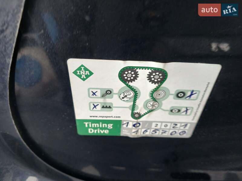 Хетчбек Volkswagen Golf 2006 в Тернополі