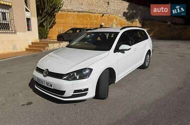Универсал Volkswagen Golf 2016 в Ровно