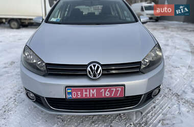 Хэтчбек Volkswagen Golf 2010 в Хмельницком