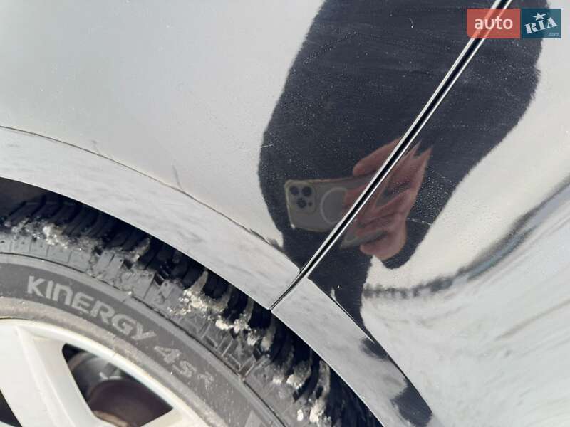 Хетчбек Volkswagen Golf 2008 в Львові