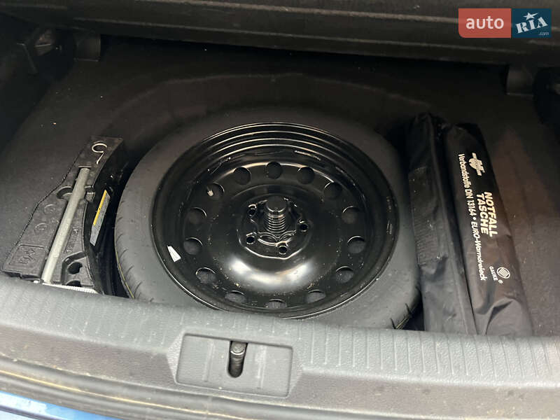 Хетчбек Volkswagen Golf 2017 в Вінниці