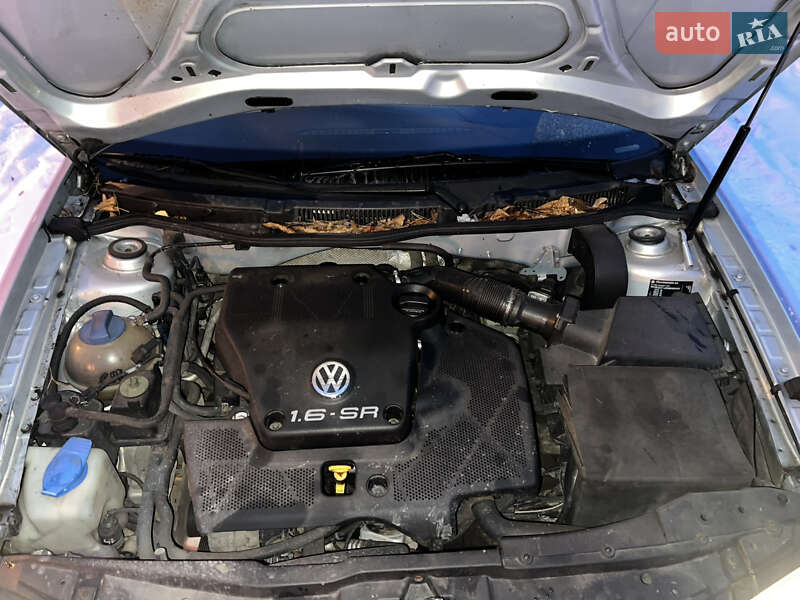 Хэтчбек Volkswagen Golf 1998 в Харькове