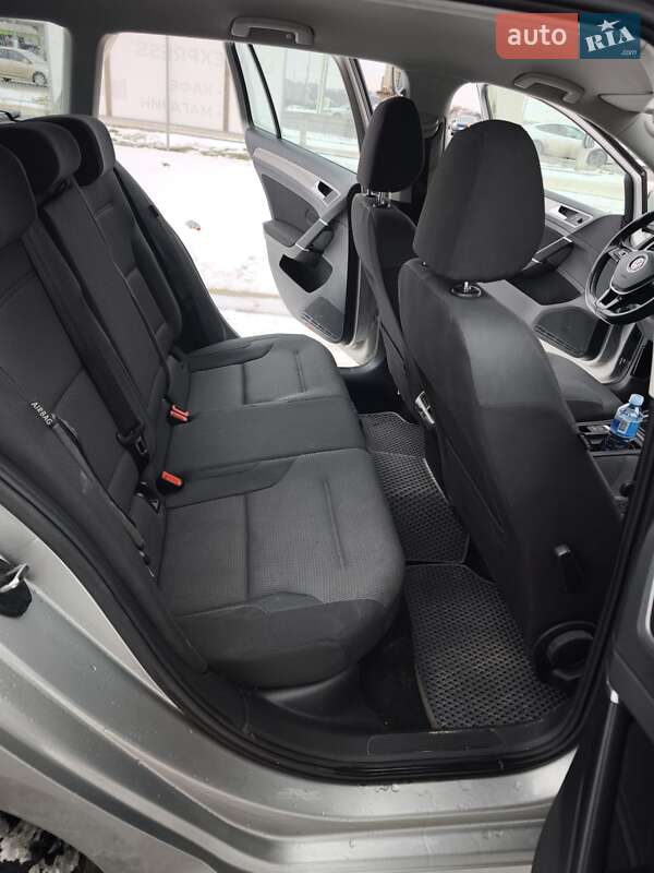 Універсал Volkswagen Golf 2014 в Львові