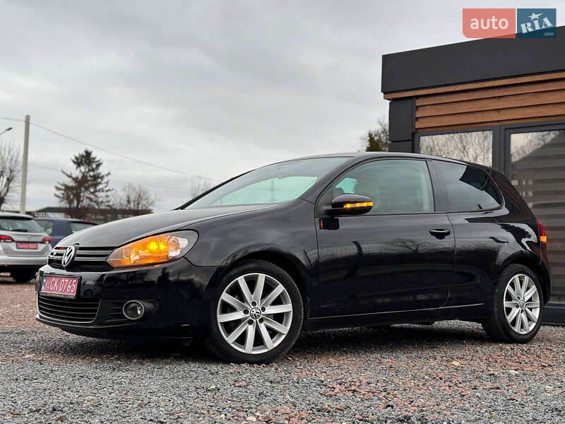 Хетчбек Volkswagen Golf 2010 в Дрогобичі