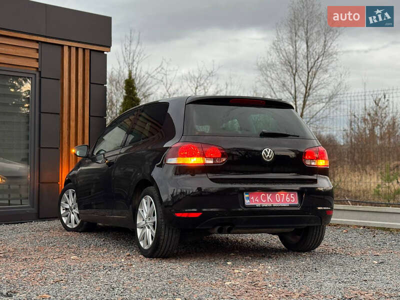 Хетчбек Volkswagen Golf 2010 в Дрогобичі
