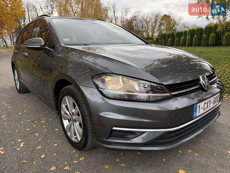 Універсал Volkswagen Golf 2018 в Хмельницькому