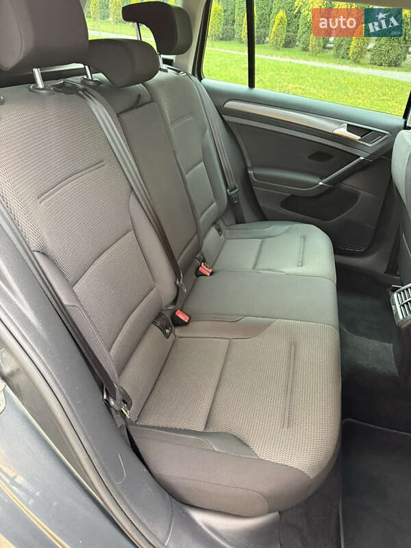 Універсал Volkswagen Golf 2018 в Хмельницькому