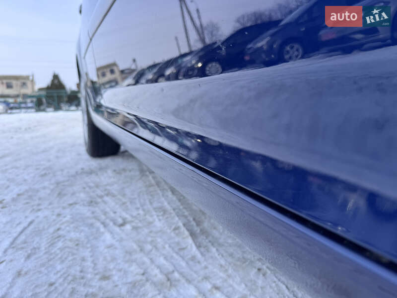 Хетчбек Volkswagen Golf 2007 в Звенигородці