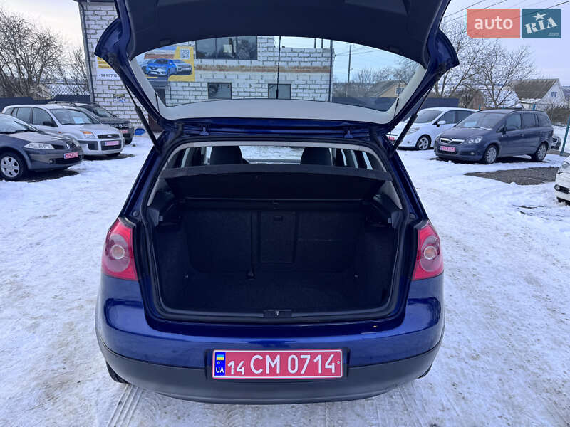 Хетчбек Volkswagen Golf 2007 в Звенигородці