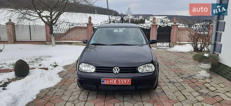 Хетчбек Volkswagen Golf 2001 в Бучачі