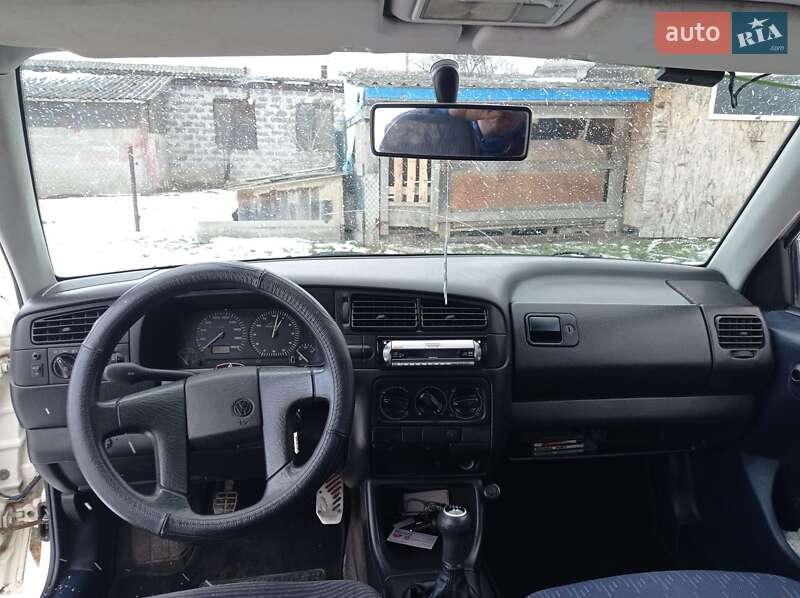 Хэтчбек Volkswagen Golf 1993 в Ивано-Франковске
