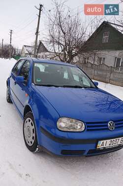 Хетчбек Volkswagen Golf 1999 в Гадячі