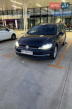 Универсал Volkswagen Golf 2017 в Тернополе