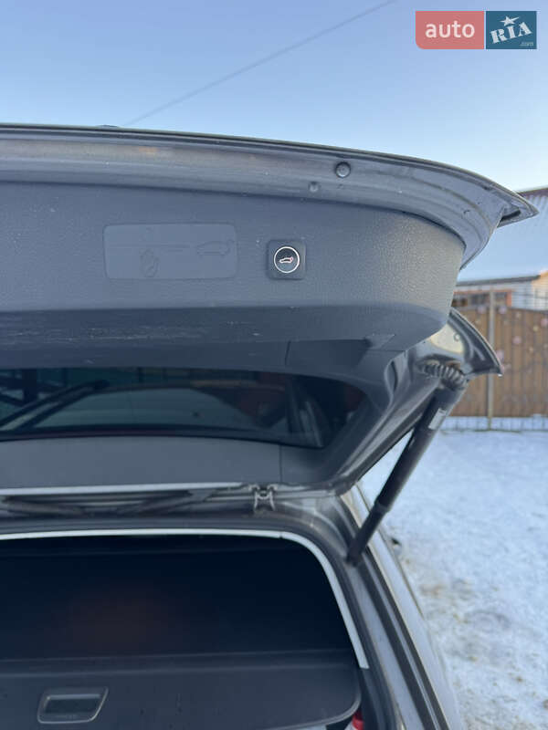 Універсал Volkswagen Golf 2013 в На Новій Борові