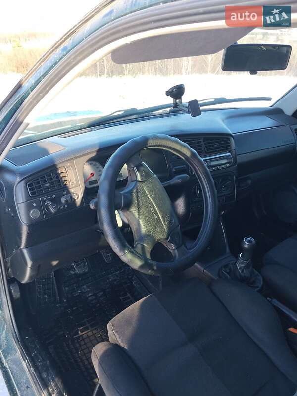 Универсал Volkswagen Golf 1997 в Почаеве