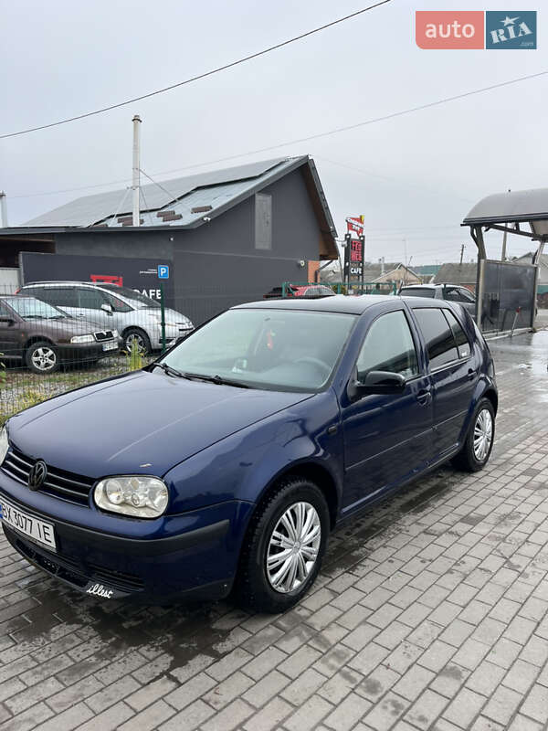 Хетчбек Volkswagen Golf 1999 в Шепетівці