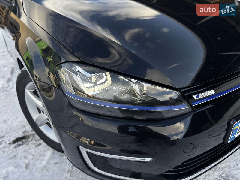 Хэтчбек Volkswagen Golf 2014 в Ровно фото 5 Хэтчбек Volkswagen Golf 2014 в Ровно