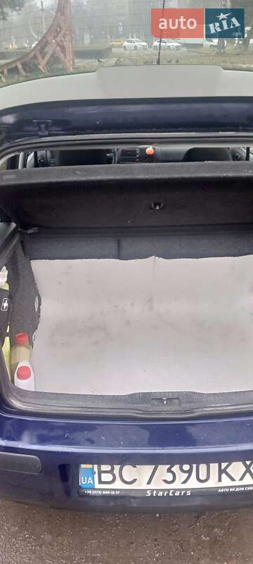 Хэтчбек Volkswagen Golf 2004 в Львове фото 9 Хэтчбек Volkswagen Golf 2004 в Львове