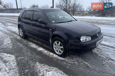 Хэтчбек Volkswagen Golf 2002 в Полтаве