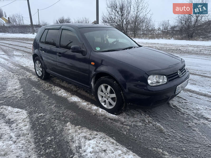 Volkswagen Golf 2002