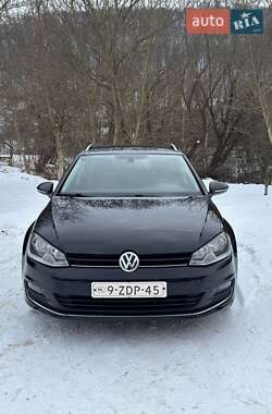 Универсал Volkswagen Golf 2014 в Чорткове