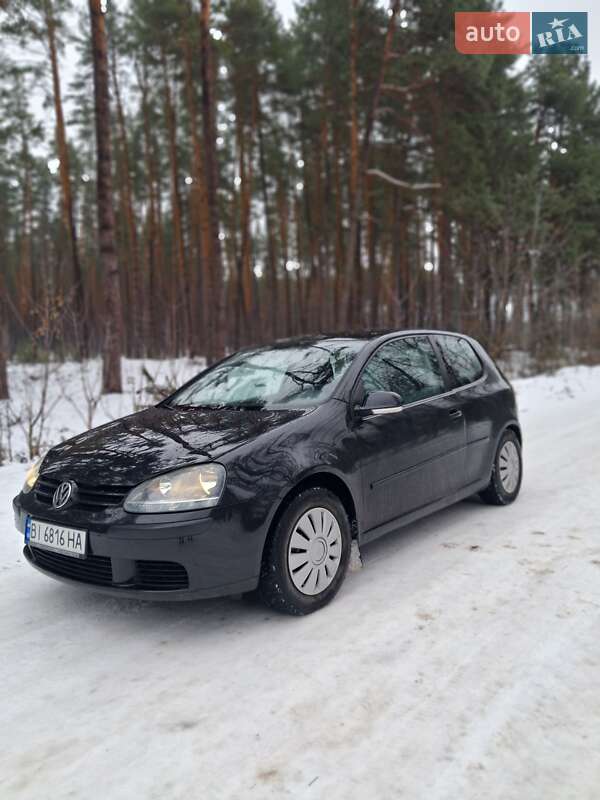 Хэтчбек Volkswagen Golf 2004 в Ахтырке фото 9 Хэтчбек Volkswagen Golf 2004 в Ахтырке