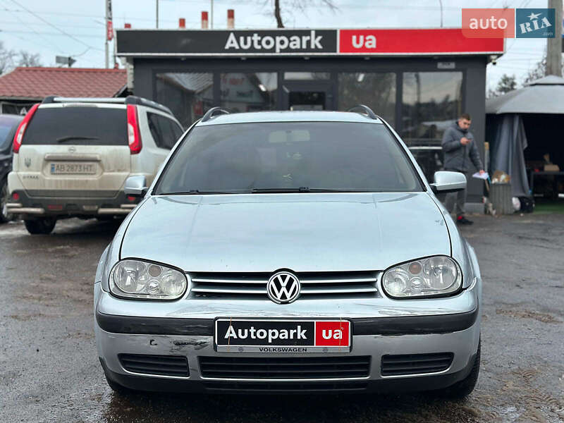 Універсал Volkswagen Golf 2002 в Вінниці