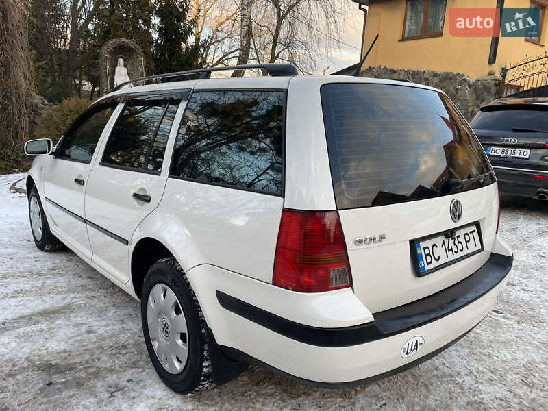Универсал Volkswagen Golf 2001 в Львове