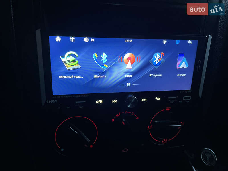 Универсал Volkswagen Golf 2001 в Львове