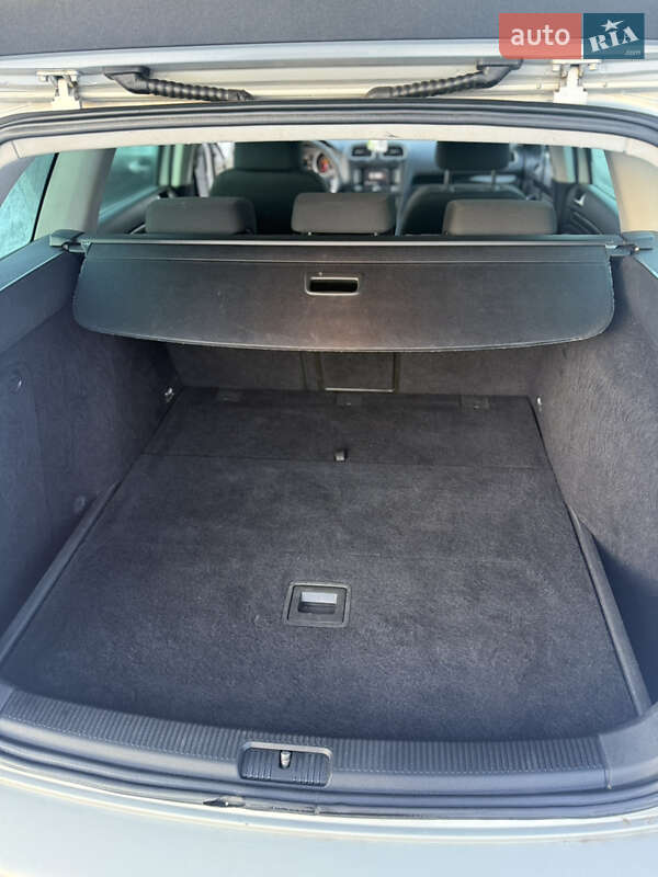 Універсал Volkswagen Golf 2009 в Хмельницькому