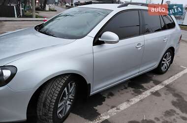 Універсал Volkswagen Golf 2013 в Вінниці