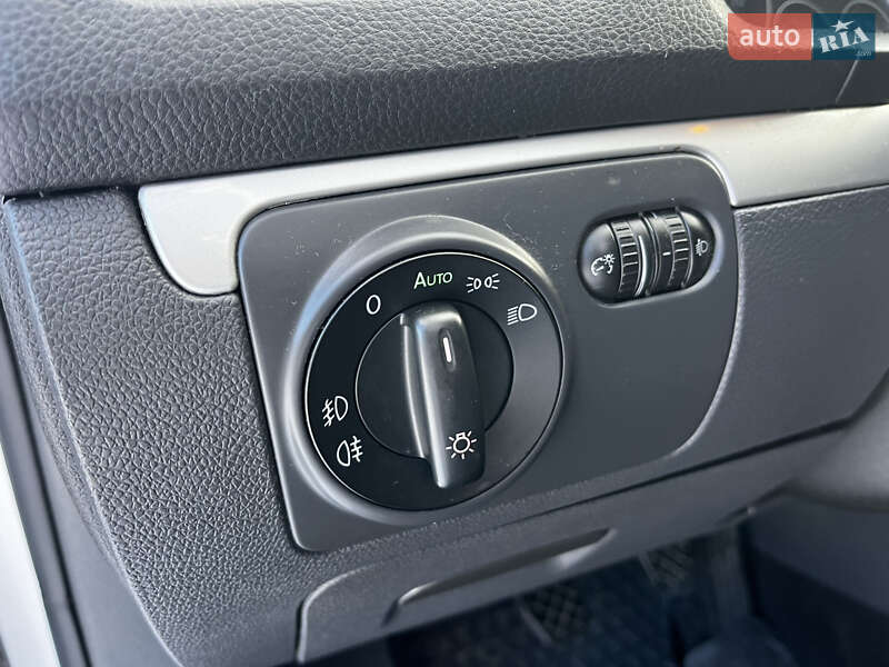 Хетчбек Volkswagen Golf 2008 в Луцьку фото 17 Хетчбек Volkswagen Golf 2008 в Луцьку