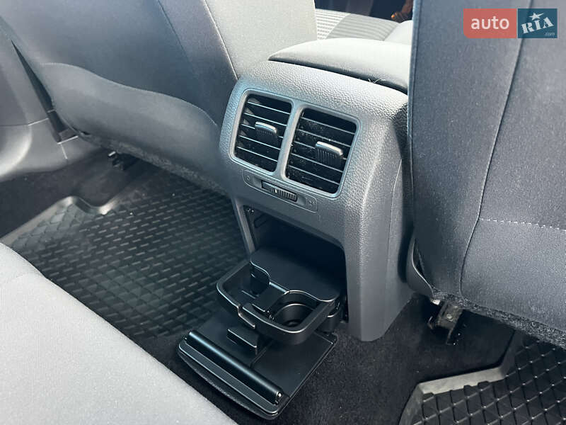 Хетчбек Volkswagen Golf 2008 в Луцьку фото 27 Хетчбек Volkswagen Golf 2008 в Луцьку